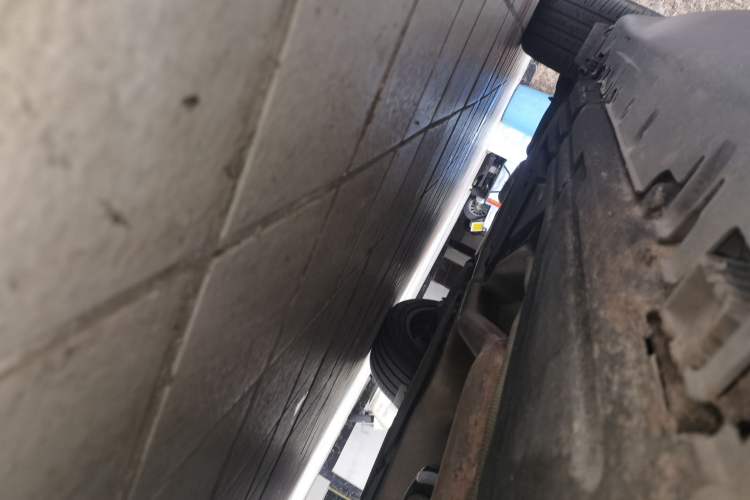 Used BMW X5  Chassis Front Right
