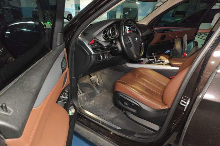 Used BMW X5  Driver Seat
