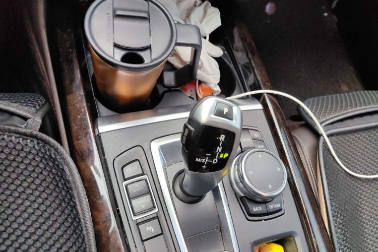 Used BMW X5  Gear Lever