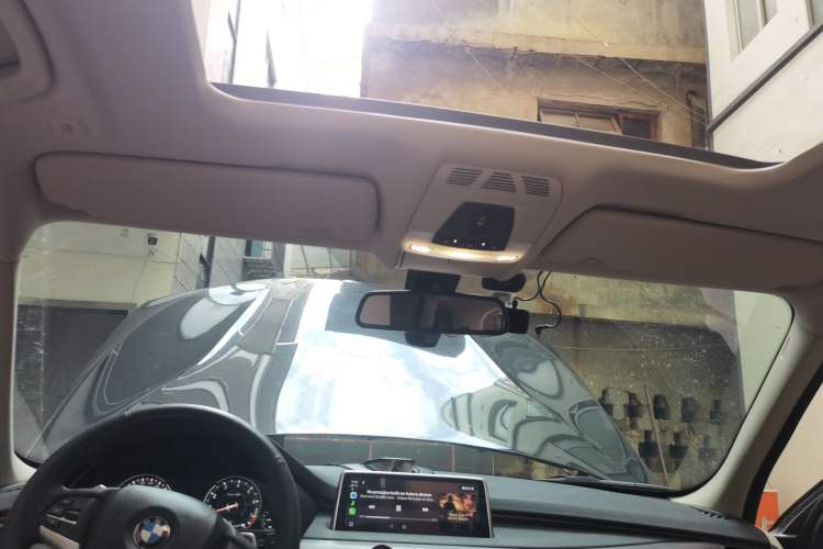 Used BMW X5  Headliner