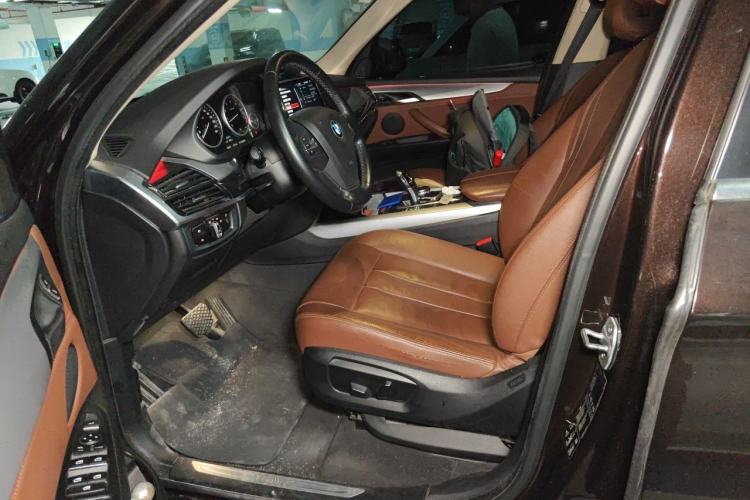 Used BMW X5  Left Front Seat
