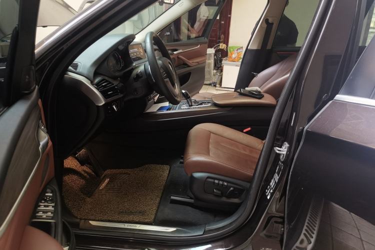 Used BMW X5  Left Front Seat