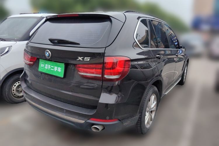 Used BMW X5  Rear Right 45 Deg