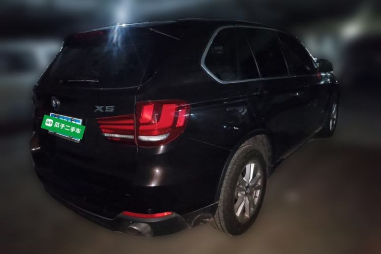 Used BMW X5  Rear Right 45 Deg