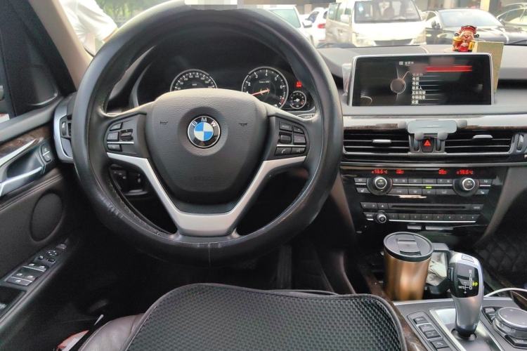 Used BMW X5  Steering Wheel