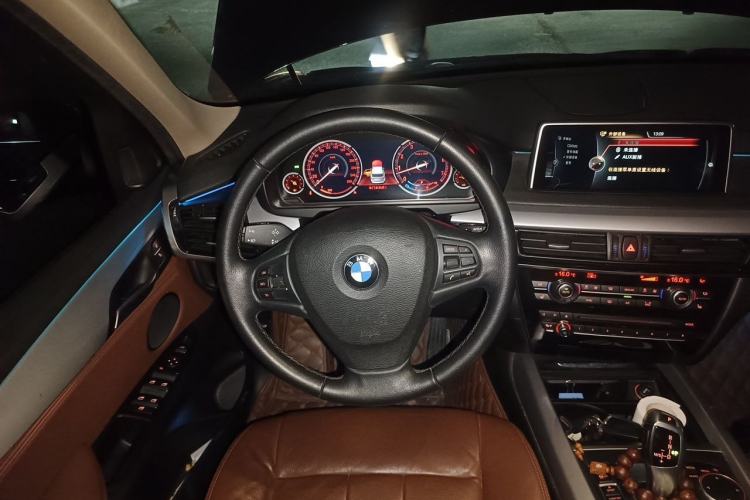 Used BMW X5  Steering Wheel