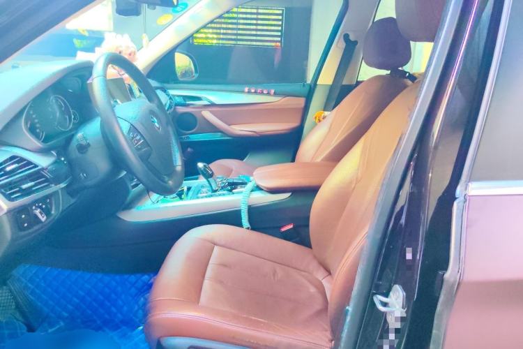 Used BMW X5  Left Front Seat