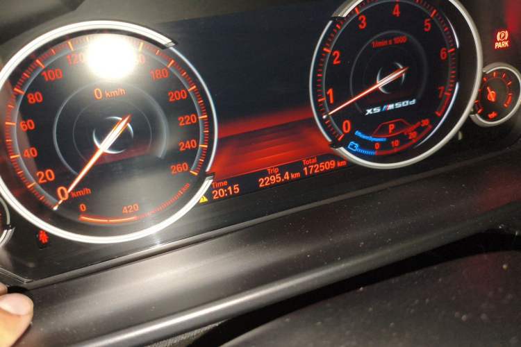 Used BMW X5  Odometer Close Up