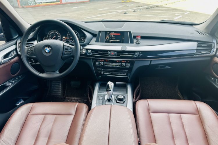 Used BMW X5 2016 xDrive35i parallel import Audio And AC Panel
