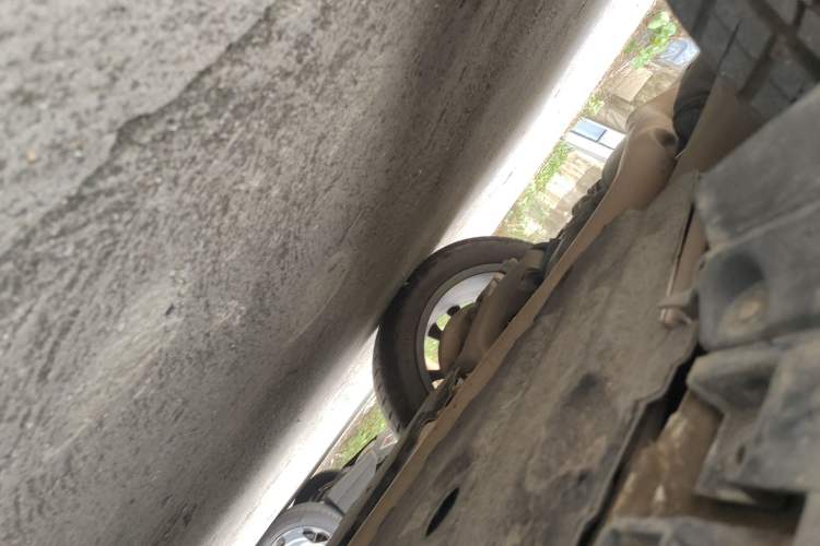 Used BMW X5  Chassis Rear Right
