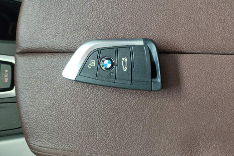 Used BMW X5 2016 xDrive35i parallel import Interior 1