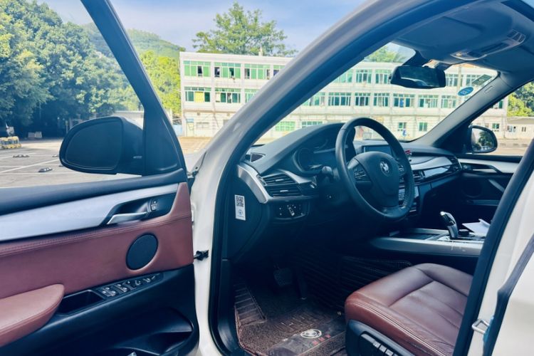 Used BMW X5 2016 xDrive35i parallel import Interior 6