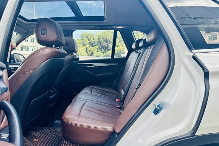 Used BMW X5 2016 xDrive35i parallel import Interior 7