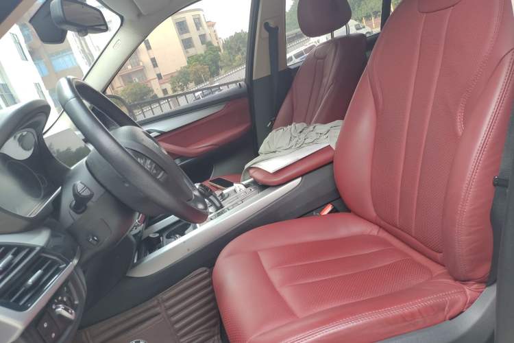 Used BMW X5  Left Front Seat