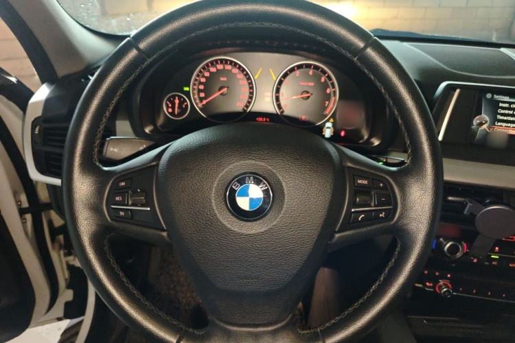 Used BMW X5 2016 xDrive35i parallel import Steering Wheel