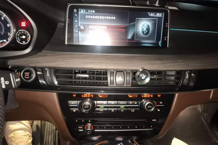 Used BMW X5 2017 xDrive28i Audio And AC Panel