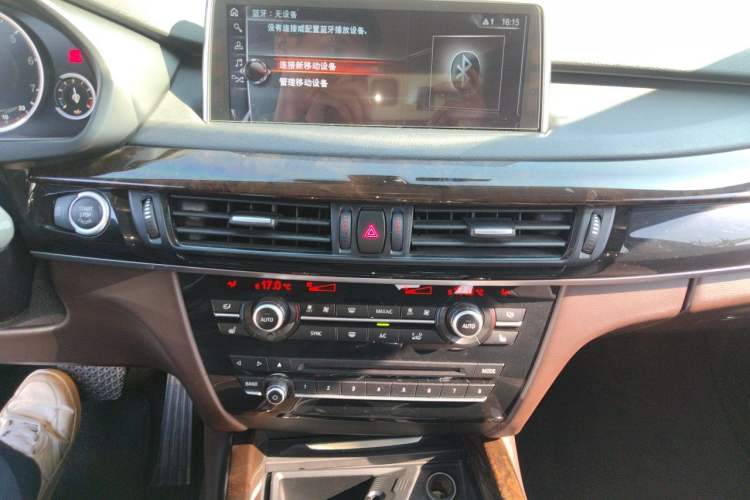Used BMW X5 2017 xDrive35i Elegant Edition Audio And AC Panel