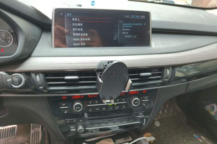 Used BMW X5 2017 xDrive28i Audio And AC Panel