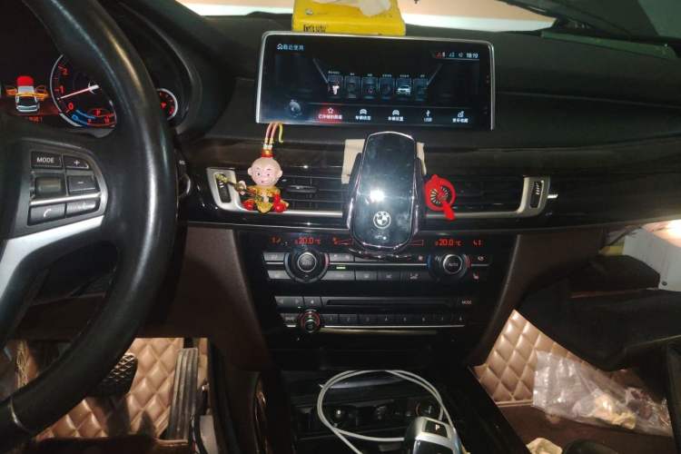 Used BMW X5 2017 xDrive35i Elegant Edition Audio And AC Panel