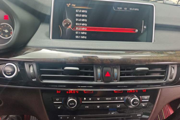 Used BMW X5 2017 xDrive35i Elegant Edition Audio And AC Panel