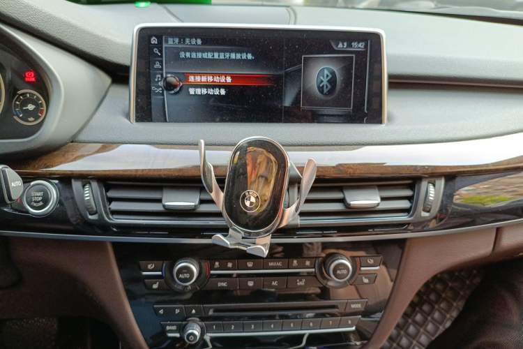 Used BMW X5 2017 xDrive28i Audio And AC Panel