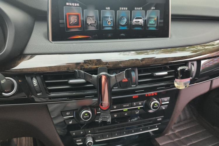 Used BMW X5 2017 xDrive35i Elegant Edition Audio And AC Panel