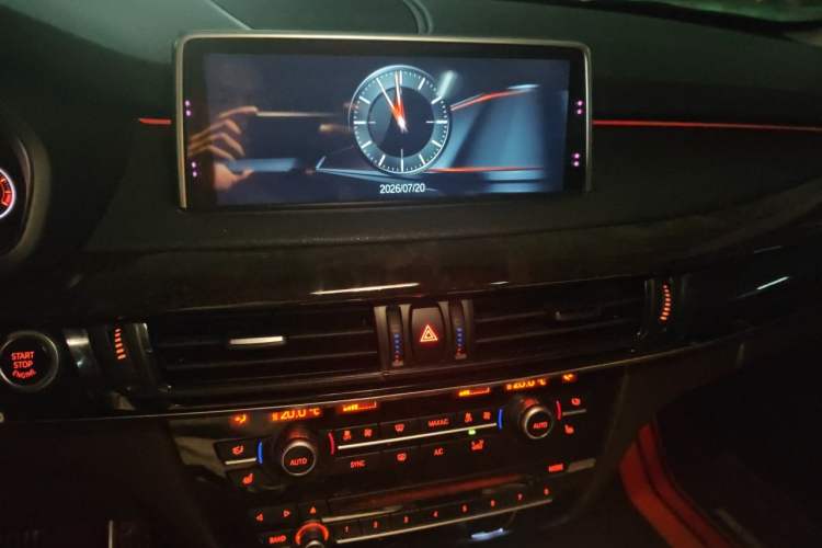 Used BMW X5 2017 xDrive28i Audio And AC Panel
