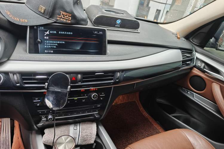 Used BMW X5 2017 xDrive35i Elegant Edition Audio And AC Panel