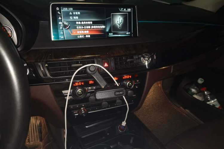 Used BMW X5 2017 xDrive28i Audio And AC Panel