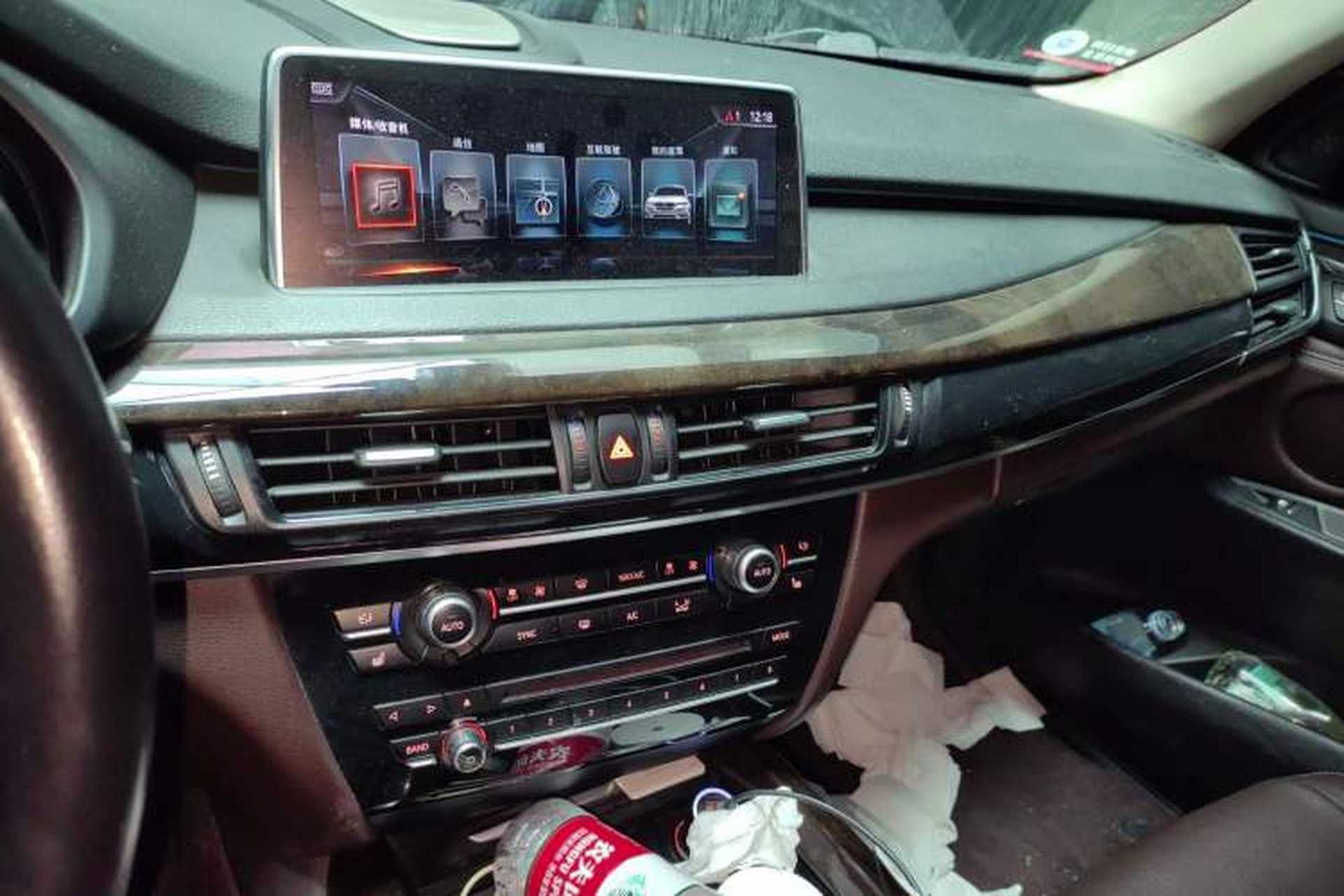 Used BMW X5 2017 xDrive28i Audio And AC Panel