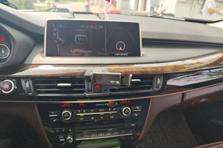 Used BMW X5 2017 xDrive35i Elegant Edition Audio And AC Panel