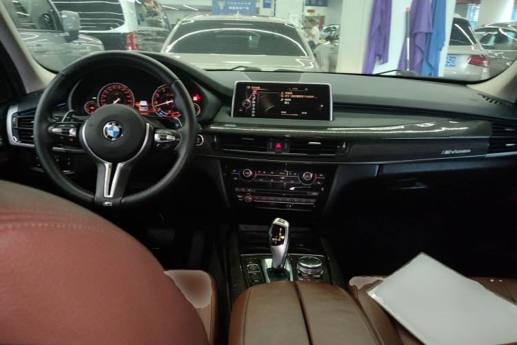 Used BMW X5 2017 xDrive35i Premium Luxury Middle East Center Console
