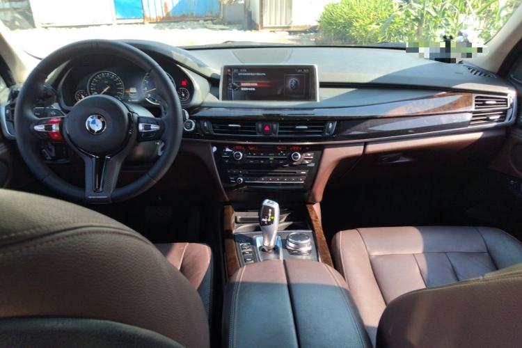 Used BMW X5 2017 xDrive35i Elegant Edition Center Console