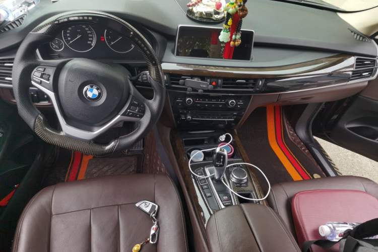 Used BMW X5 2017 xDrive35i Elegant Edition Center Console