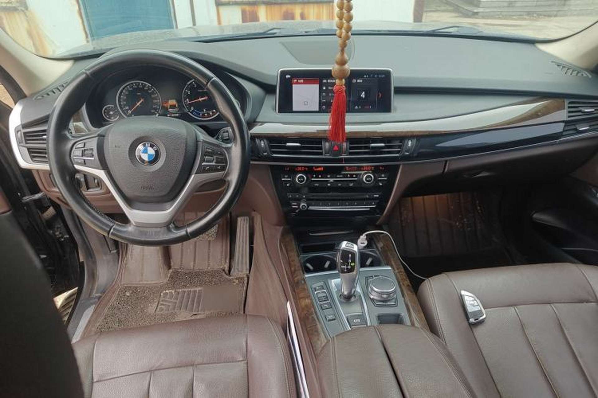 Used BMW X5 2017 xDrive28i Center Console