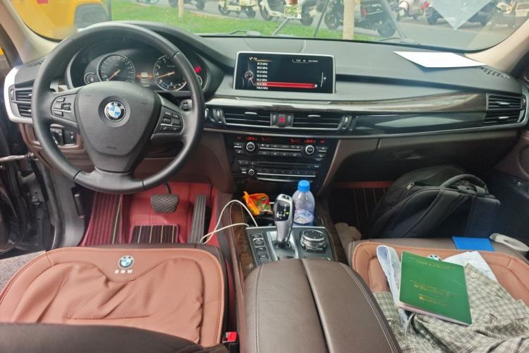 Used BMW X5 2017 xDrive35i Elegant Edition Center Console
