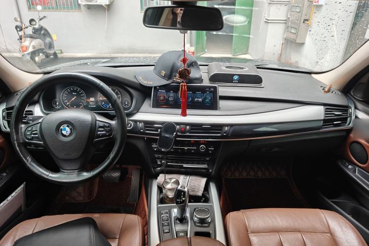 Used BMW X5 2017 xDrive35i Elegant Edition Center Console