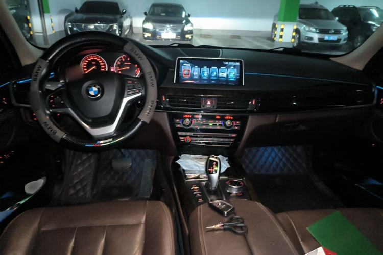 Used BMW X5 2017 xDrive35i Elegant Edition Center Console