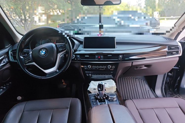 Used BMW X5 2017 xDrive35i Elegant Edition Center Console