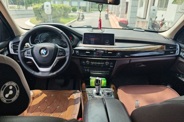 Used BMW X5 2017 xDrive35i Elegant Edition Center Console