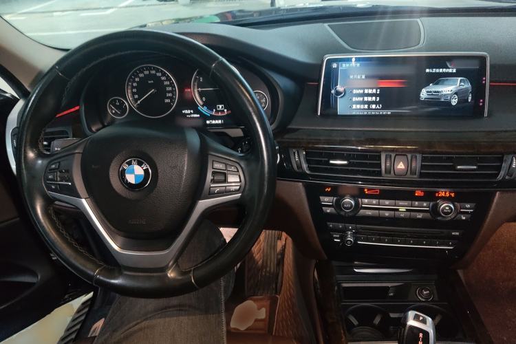Used BMW X5 2017 xDrive35i Elegant Edition Center Console