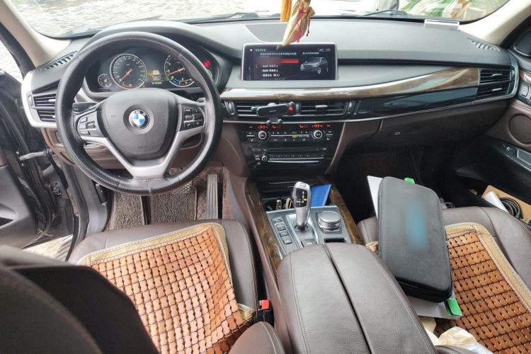 Used BMW X5 2017 xDrive35i Elegant Edition Center Console