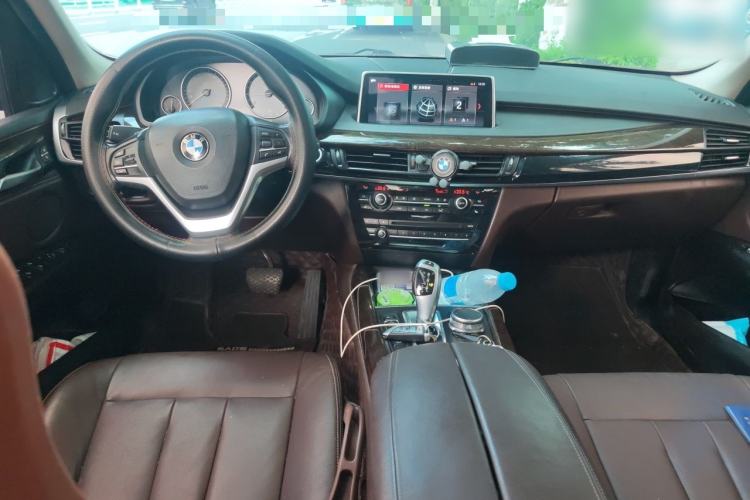 Used BMW X5 2017 xDrive28i Center Console