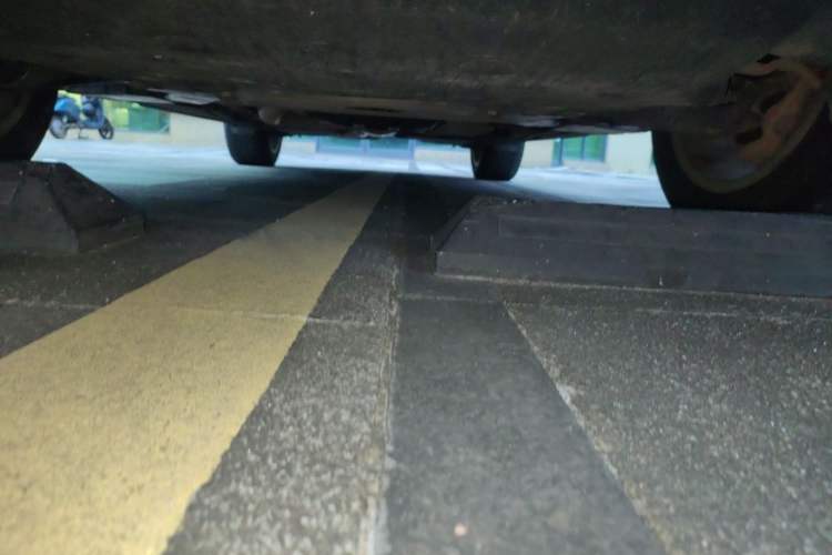 Used BMW X5 2017 xDrive28i Chassis Front