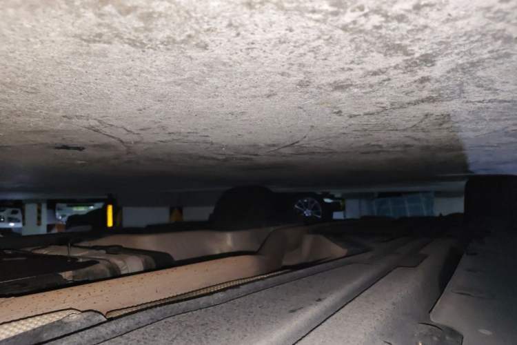 Used BMW X5  Chassis Front Right