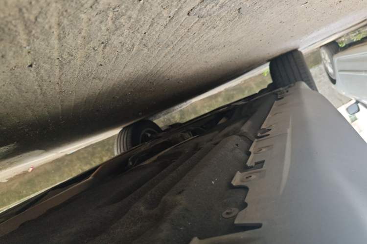 Used BMW X5  Chassis Rear Left