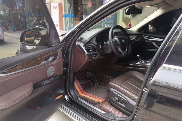 Used BMW X5 2017 xDrive28i Driver Seat