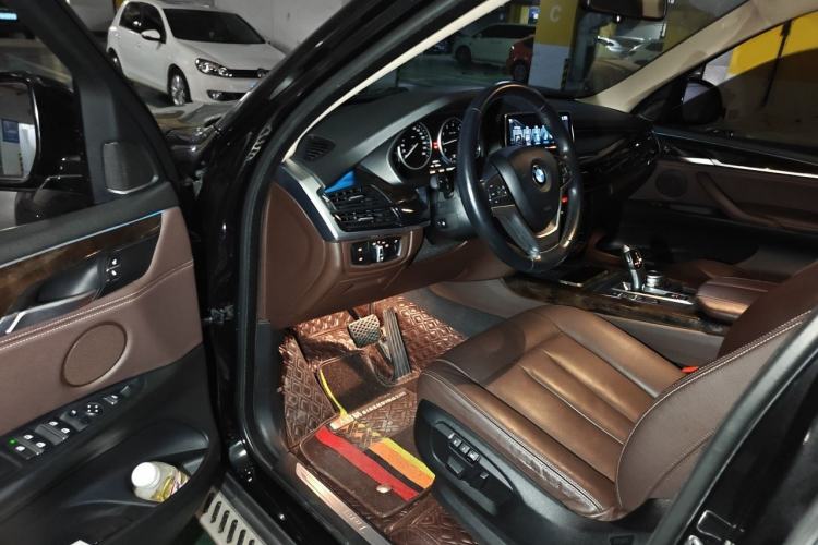 Used BMW X5 2017 xDrive28i Driver Seat