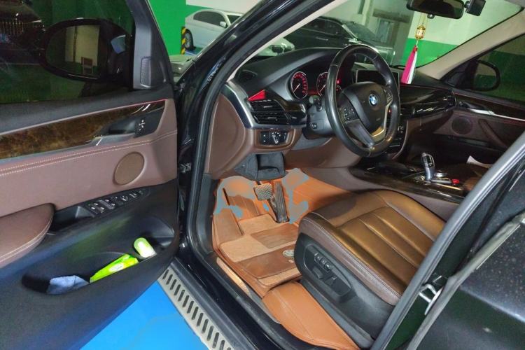 Used BMW X5 2017 xDrive35i Elegant Edition Driver Seat