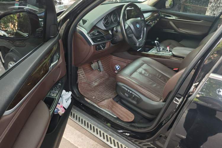Used BMW X5 2017 xDrive28i Driver Seat